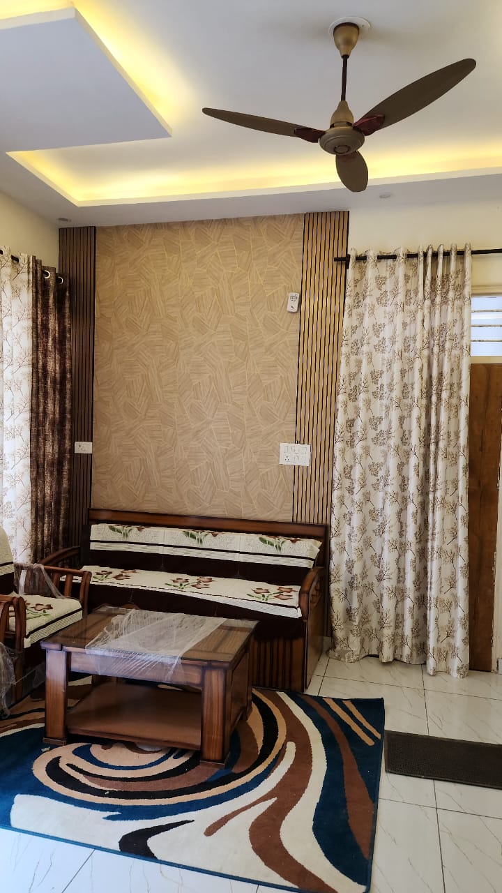 2 BHK for rent Sector 126 2 BHK flat in Sector 126 photo 1